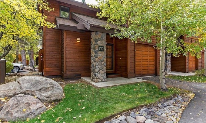 Incline Village House | Relaxing Getaway with Ocean View & Spa - Rated 10/10!