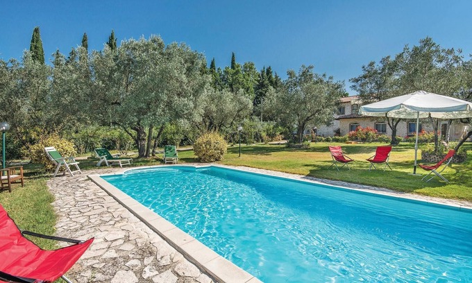 Monteleone Sabino House | Discover 4-Bedroom Getaway in Monteleone Sabino RI