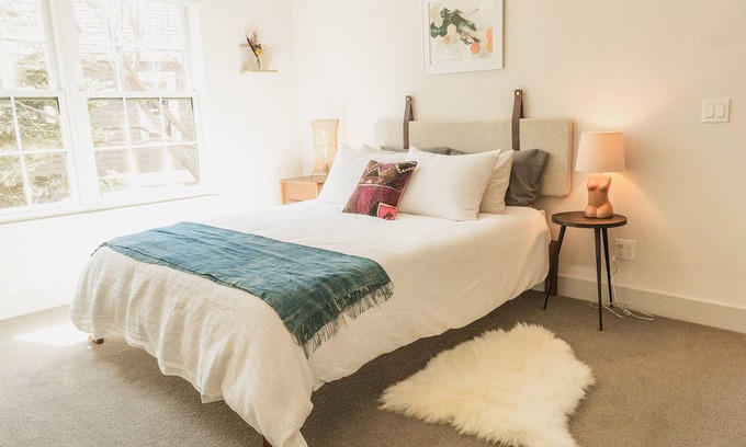 Panorama Heights House | Elegant High-End Townhome Near Pearl Street & Campus