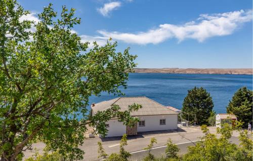Baric Draga House | Cozy Home in Baric Draga with Sea View and Family Amenities