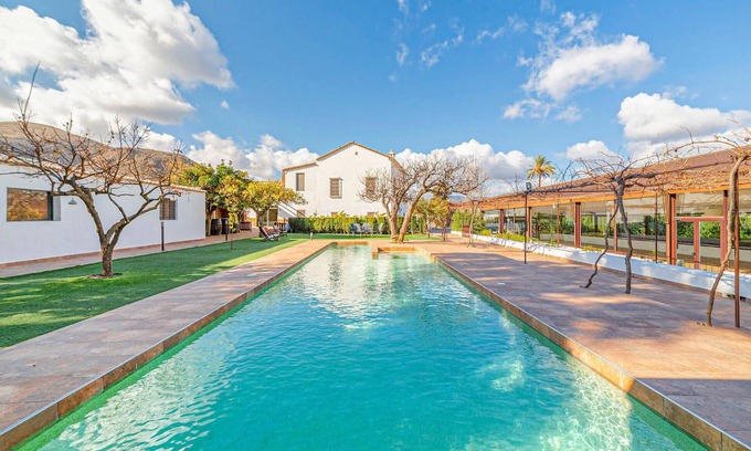 Berja House | Delightful Countryside Cottage with Private Pool & Spa