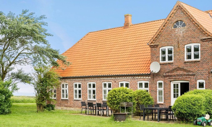 Ballum House | Discover a Cozy Rural Getaway with Spa and Family Amenities