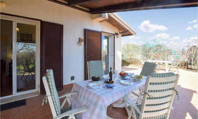 Milo House | Inviting Home in Caselle with Kitchen, Pet-Friendly Stay