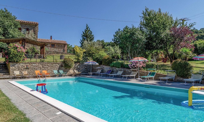 Pieve di Chio House | Exceptional 2-Bedroom Retreat in Cortona with Pool & Spa