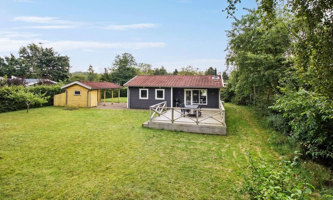 Farvang House | Modern Vacation Home with Spa and Family-Friendly Amenities