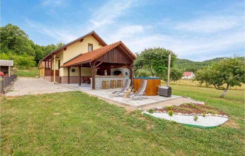 Gospic House | Top-Rated Home in Klanac with Full Kitchen & Pet-Friendly