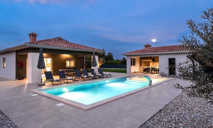 Marceljani House | Villa Nia: Poolside Haven for 6 Near Labin & Rabac