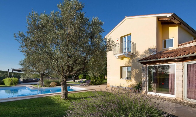 Sorici House | Unforgettable Stay Awaits at This Inviting Home with Pool