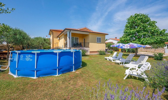 Nedescina House | Family-Friendly 3 Bedroom Retreat in Nedescina with Spa