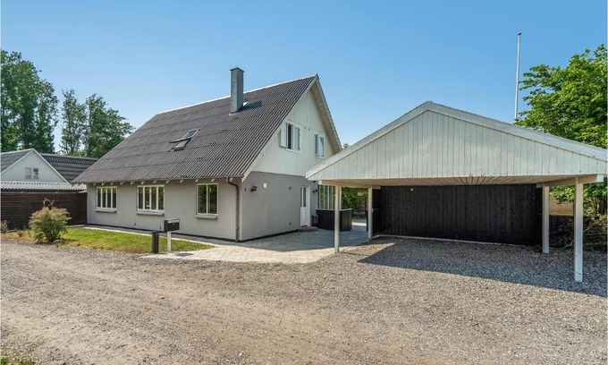 Otterup House | Inviting Home in Otterup with Pool and Hot Tub Amenities