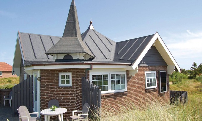 Lakolk House | Iconic Lakolk Cottage with Oceanfront Views and Spa