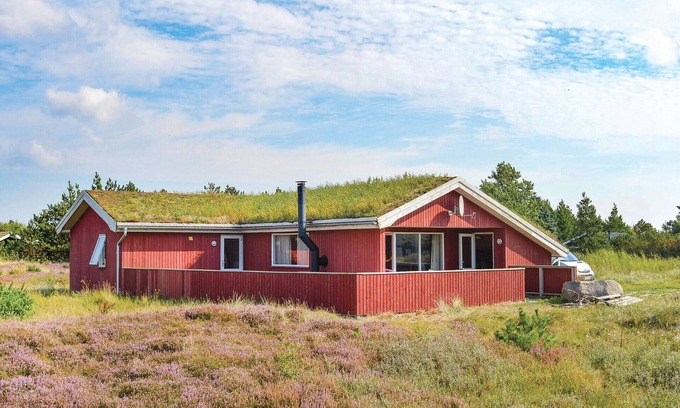 Romo House | Serene Nature Retreat with Ocean Views and Family Amenities