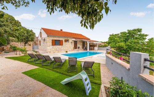 Rastevic House | Inviting Home in Rastevic with Refreshing Outdoor Pool