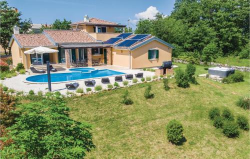 Rezanci House | Relaxing Getaway in Rezanci with Hot Tub & Pool Access