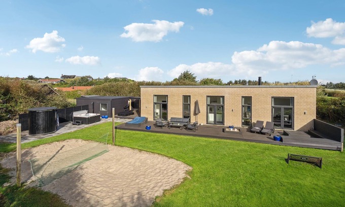 Sondervig House | Enjoy a Relaxing Beach Vacation Home with Oceanfront Views