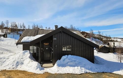 Tinn House | Inviting Home in Rjukan with Family-Friendly Kitchen