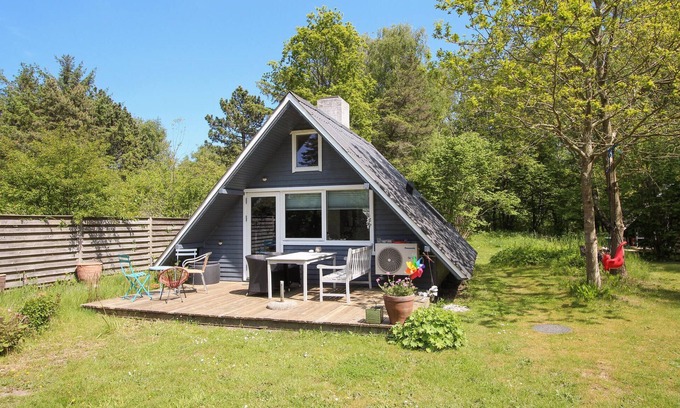 Marup House | Unforgettable Family Getaway at a Beachfront Vacation Home