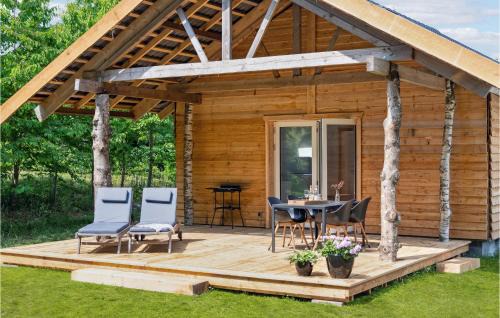 Taars House | Inviting Home in Tårs with Wifi and Family-Friendly Pool