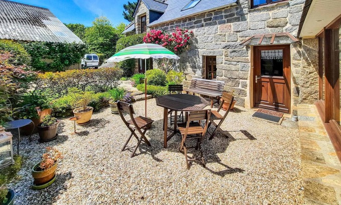 Tregunc House | Stunning 3-Bedroom Retreat in Trégunc with Ocean Views