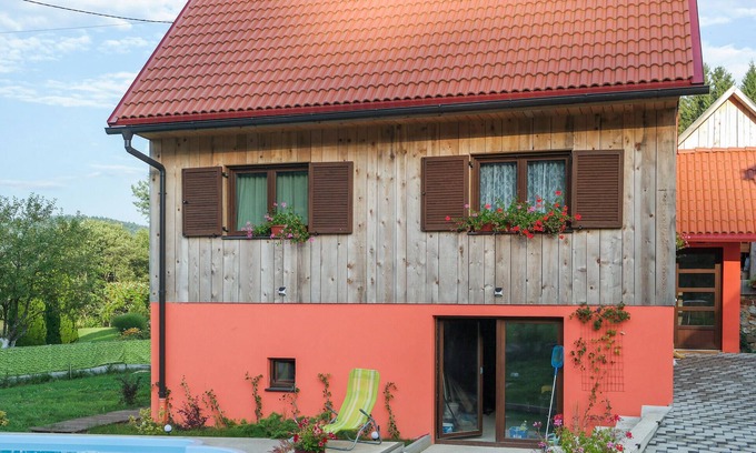 Cabar House | Gorgeous home in Trsce with sauna