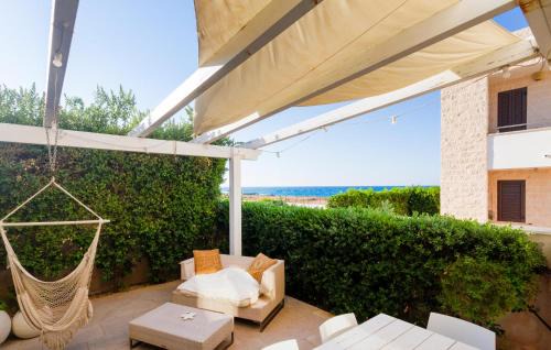 Torre Santa Sabina House | Comfortable Getaway in Torre Santa Sabina with Kitchen