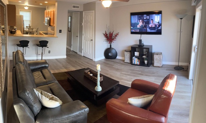 Casselberry House | Tranquil Lake Howell Townhouse: Perfect for Families