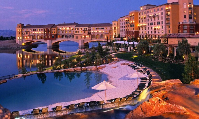 Lake Las Vegas Apartment | Scenic Lake Las Vegas Resort Apartment by a Golf Course