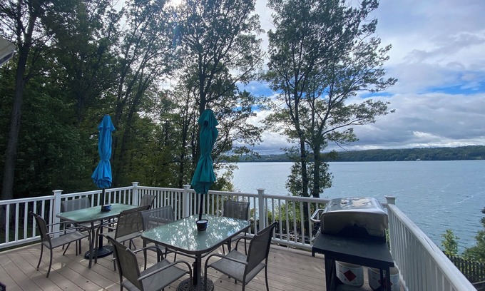 Skaneateles House | Serene Lakefront Retreat with Spa & Hot Tub in Skaneateles