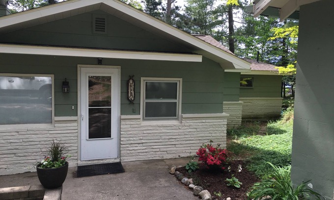 Mayfield Cottage | Scenic Lakefront Cottage: Perfect Up-North Retreat