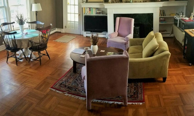 Hope Other | Scenic Lakeview Retreat with Pool and Spa Amenities