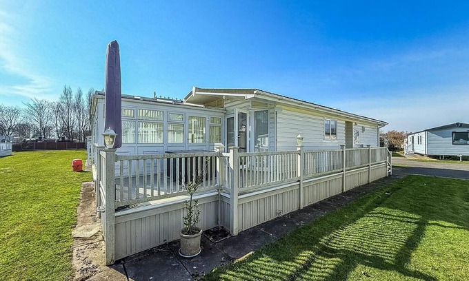 Skegness Cabin | Charming Lodge with Decking at Southview Holiday Park