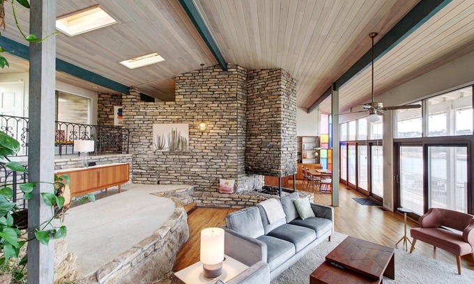 Burnet House | Gorgeous MCM Lake House: Incredible Views & Relaxing Amenities