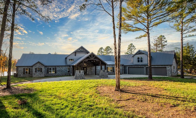 Gowen Cabin | Premier Mountain Lodge on Private Lake - Perfect for Groups