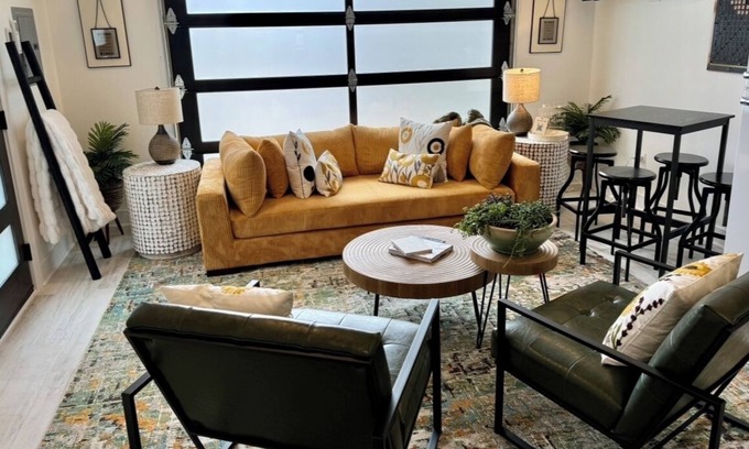Geneva House | Newly Built Guesthouse in Vibrant Downtown Geneva - 10/10!