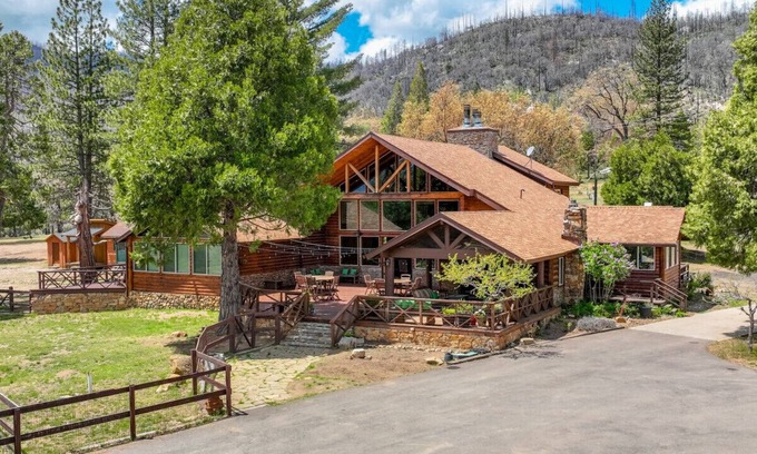 North Fork Cabin | Pet-Friendly North Fork Cabin by Bass Lake - Rated 9.6/10!