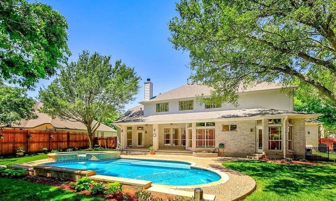 Cat Hollow House | Gorgeous oasis with a private pool and spa