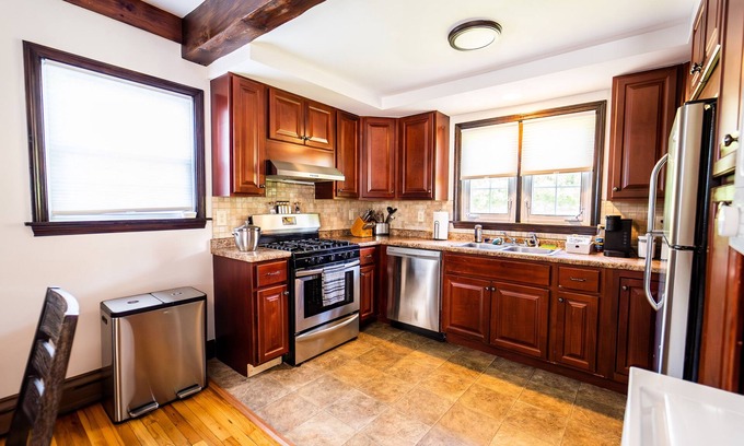 Fall River Condo | Beautiful Ocean View Condo with Spa & Breakfast Included