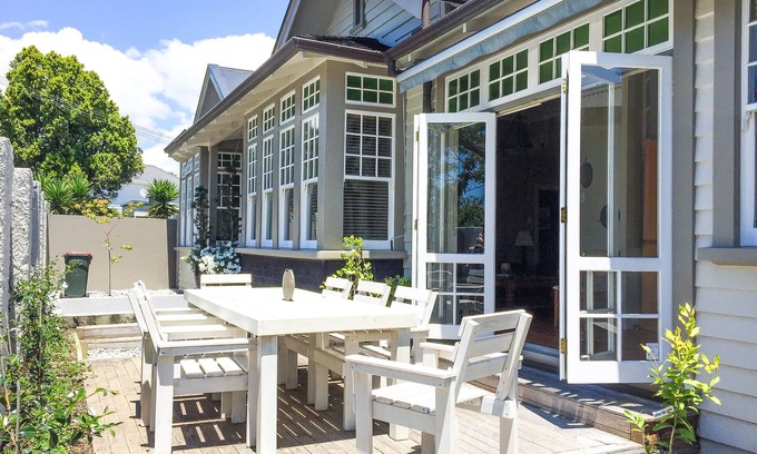 Parnell House | Beautiful Parnell Villa with Ocean Views & Hot Tub