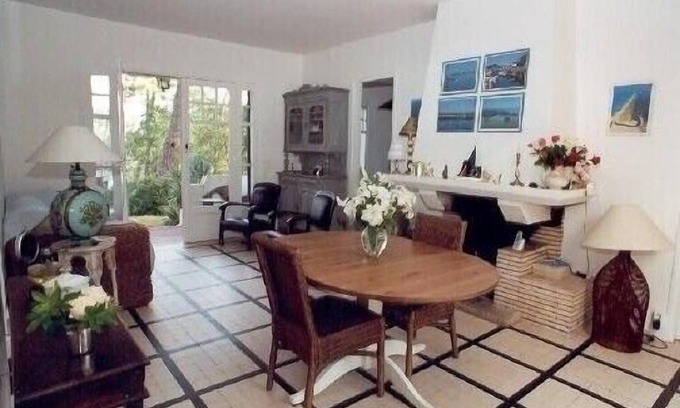 Pyla-sur-Mer Villa | Exotic Pilataise with Oceanfront Views and Spa Amenities
