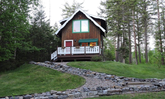 Kalispell Cottage | Idyllic Retreat Only 30 Minutes From Glacier National Park
