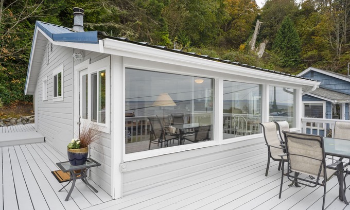 Camano Island Cottage | Scenic Puget Sound Retreat with Deck & Breathtaking Sunsets