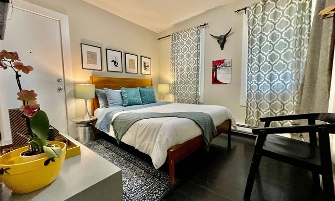 North End Apartment | Pet-Friendly 3BR/3BA Duplex with Parking in Boston
