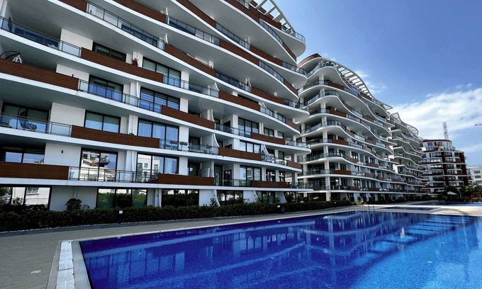 Zeytinlik Apartment | Gorgeous Residence in a Luxury Complex in Kyrenia
