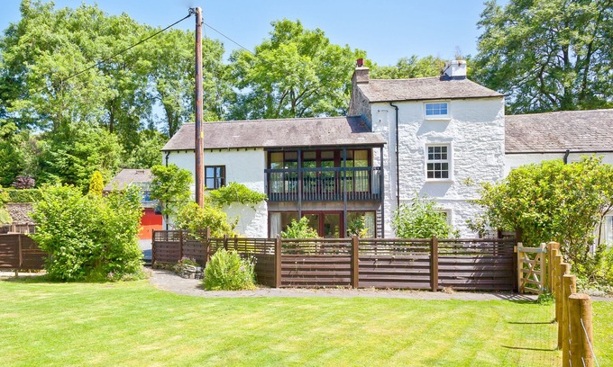 Penny Bridge Cottage | Idyllic Riverside Cottage near Coniston Water - 10/10 Rating