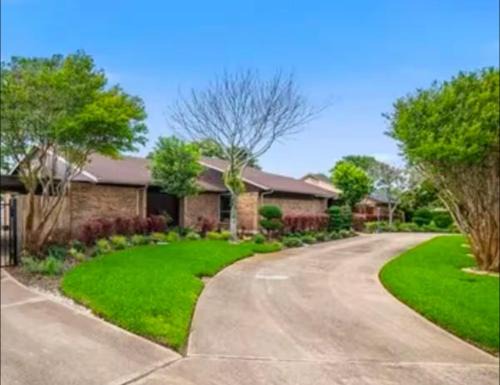 Duncanville House | Gorgeous Texas Home
