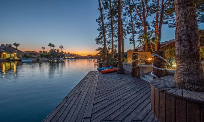 Crystal Shores House | Experience Gilbert Val Vista Lake View with Private Pool & Spa