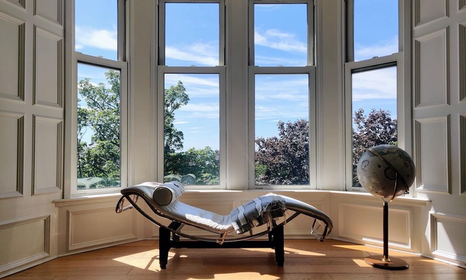 Merchiston Apartment | Elegant Apartment with Breathtaking Views in Bruntsfield