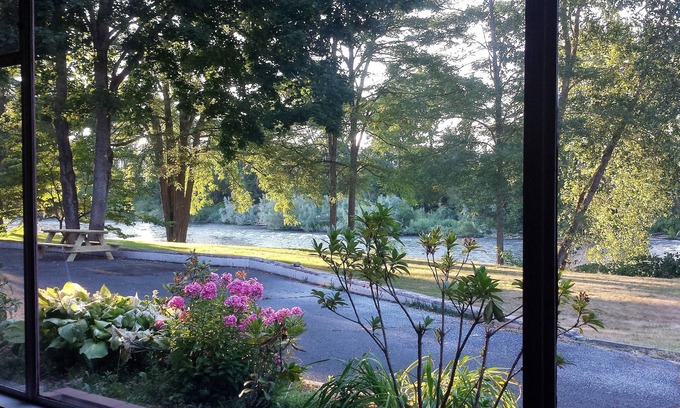 Redwood House | Riverfront Retreat with Scenic Views and Family-Friendly Amenities