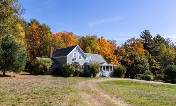 Sunday River Area House | Scenic Hotel Near ATV Trails with Ocean Views & Breakfast