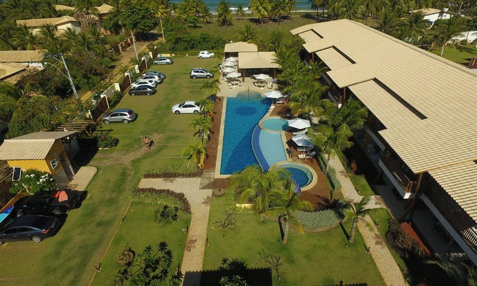 Alto da Cruz Apartment | Tranquil Itagimirim Beach Retreat - Perfect for Couples & Families